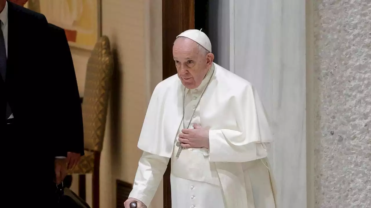 El papa Francisco abre la puerta a revisar el celibato en la iglesia católica