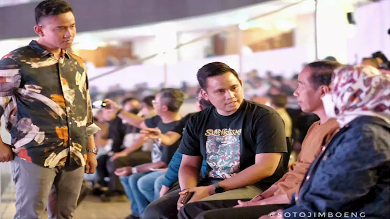 Momen Gibran Temani Dico Temui Jokowi saat Konser Deep Purple di Solo