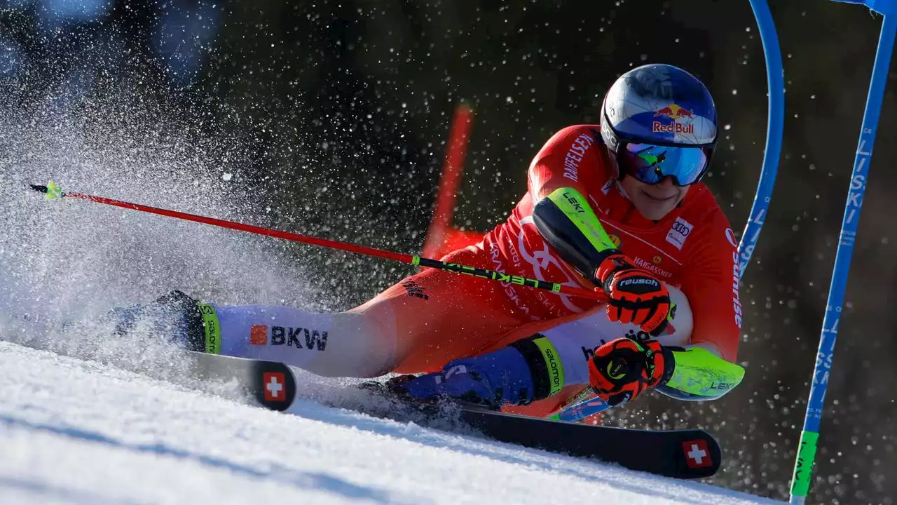 Ski Alpin Riesenslalom: Weltmeister Odermatt hat die Konkurrenz im Griff