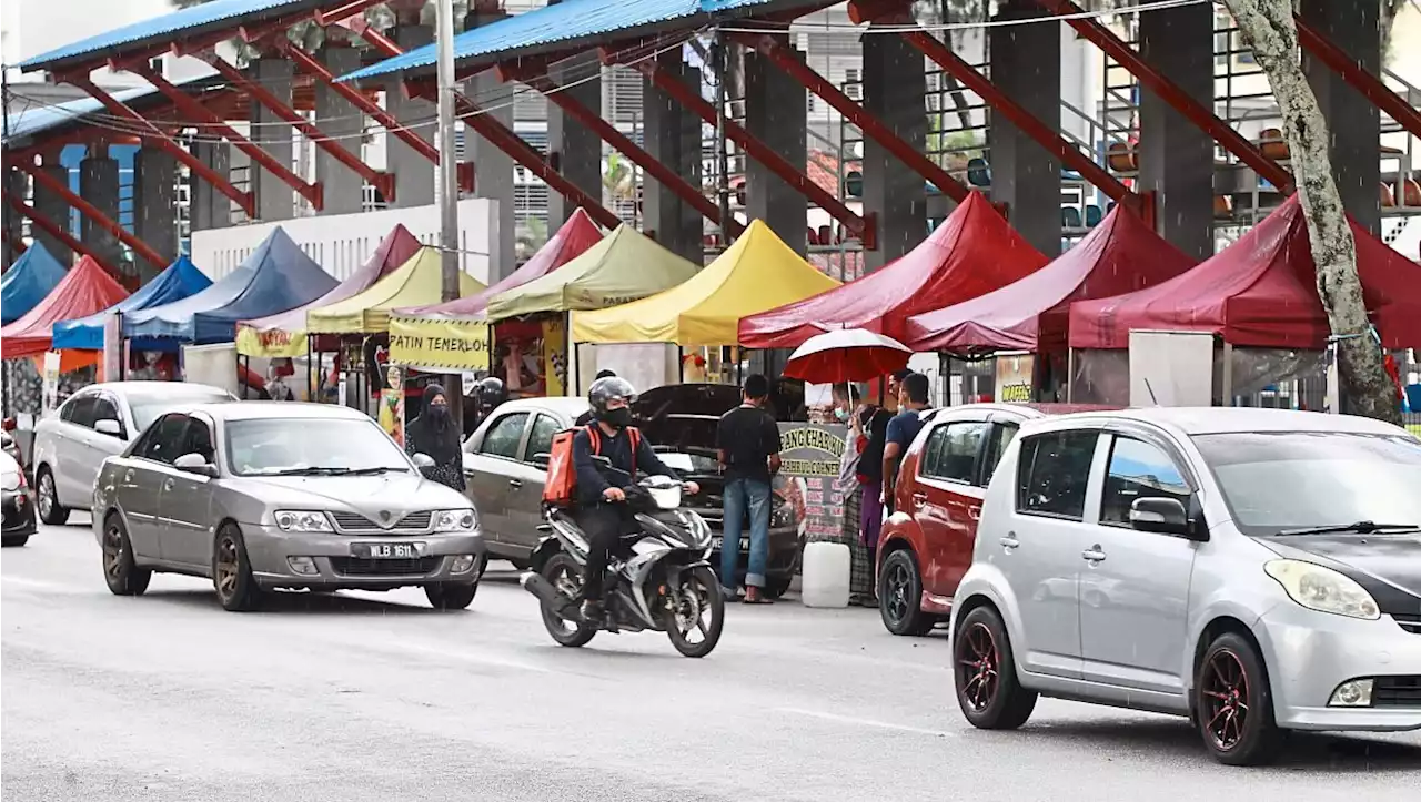 ‘Keep roadside hawkers in check’