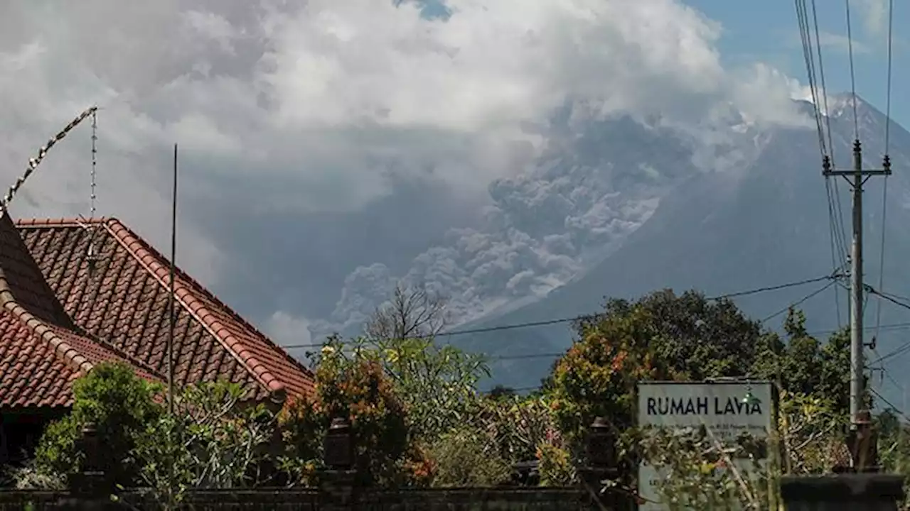 Gunung Merapi Erupsi, Dirut Garuda Indonesia: Penerbangan tidak Terganggu