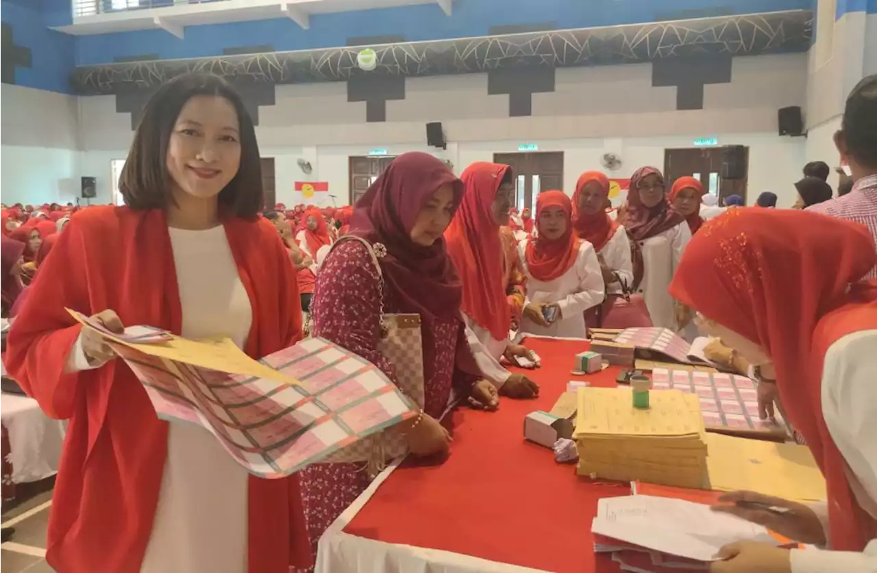 Calon Exco Wanita UMNO berkempen dalam suasana kekeluargaan