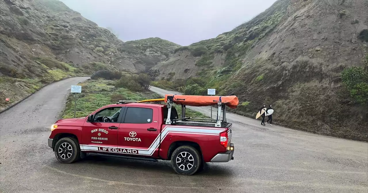 8 people dead after two panga boats capsized near San Diego's Black's Beach