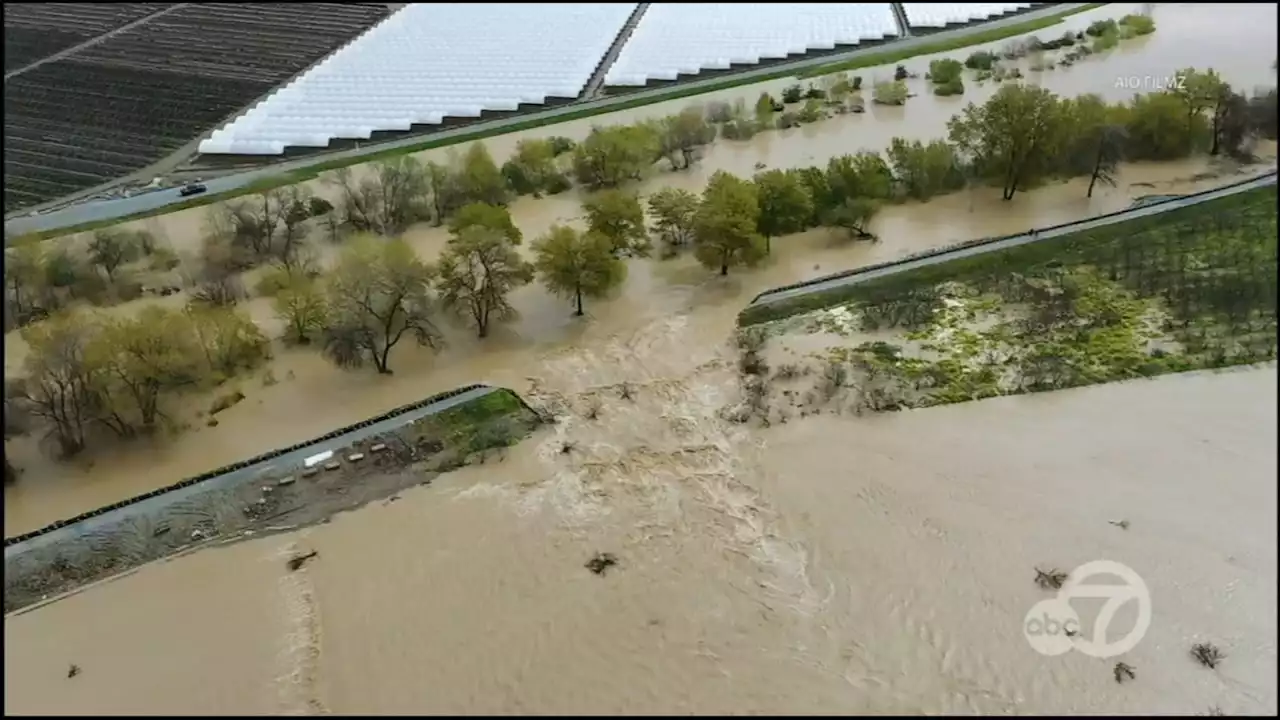 Pajaro River breach leaves town in Monterey Co. underwater, residents asked not to drink water