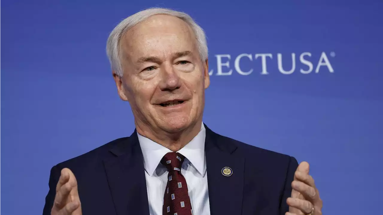 Trump should quit 2024 race if indicted, former Arkansas gov. says