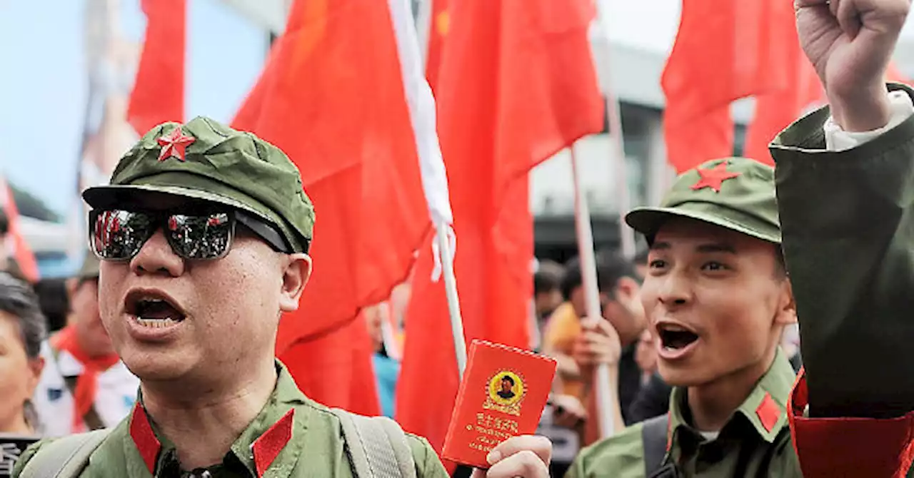 Chinese Students Perform 'Red Loyalty Dance' Dressed as Red Guards