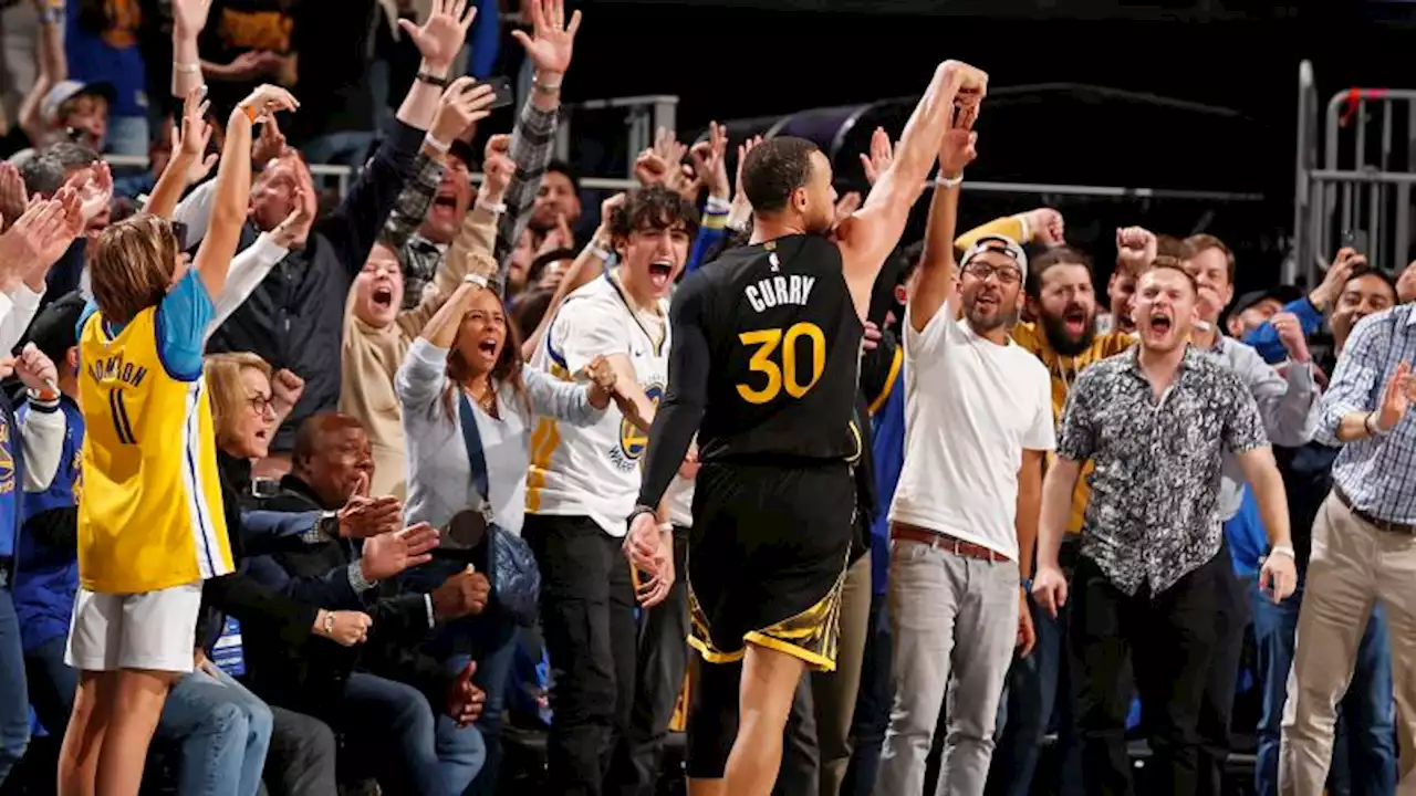 'Fearless' Steph Curry inspires Golden State Warriors to victory against Milwaukee Bucks | CNN