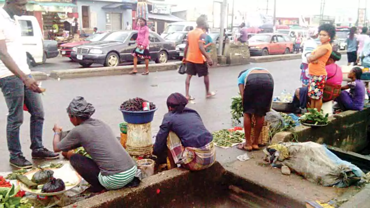 Traders skeptical, as Abia govt orders use of old N500, N1000 notes