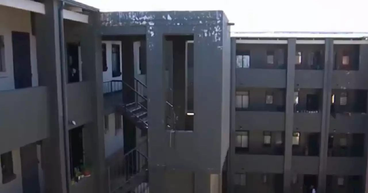 WATCH | Flagship Joburg housing development collapsing