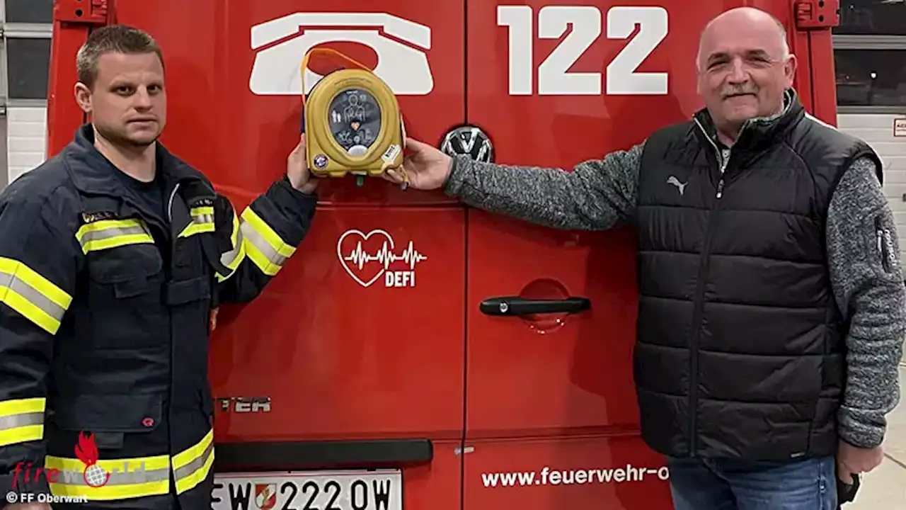 Bgld: Defibrillator an die Feuerwehr Oberwart gespendet