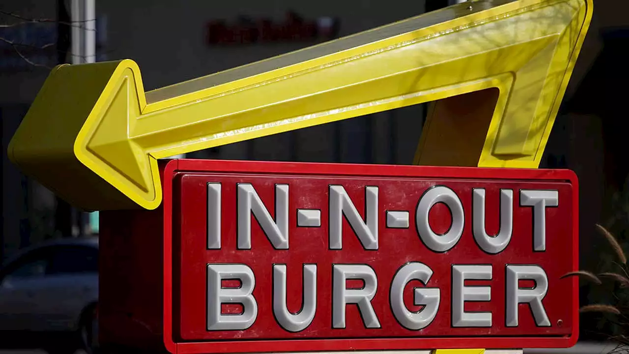 In-N-Out Burger to serve mini Double-Doubles, fries