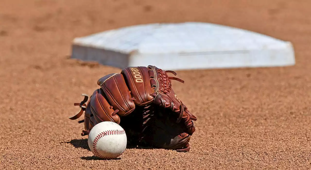 College baseball game ends on obvious ball after player argues strike call: ‘That is horrific!’