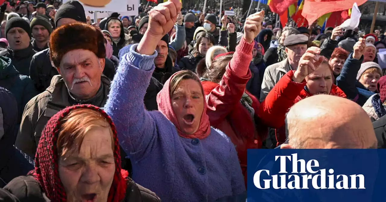 Moldova: pro-Russia protesters gather amid fears of orchestrated violence