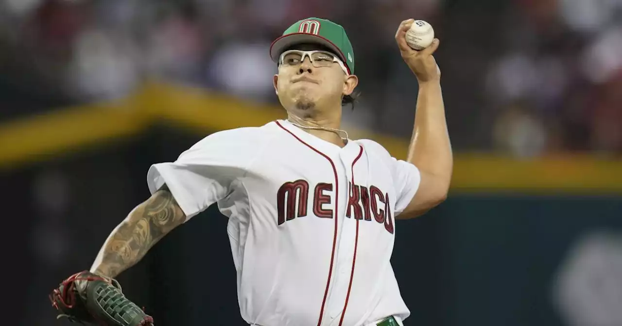 Julio Urías, Austin Barnes play well in Mexico's stunning loss to Colombia