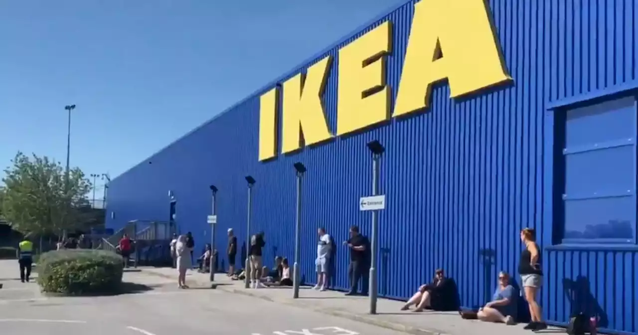 Woman's IKEA date disaster as man tells her 'she's too big' for him