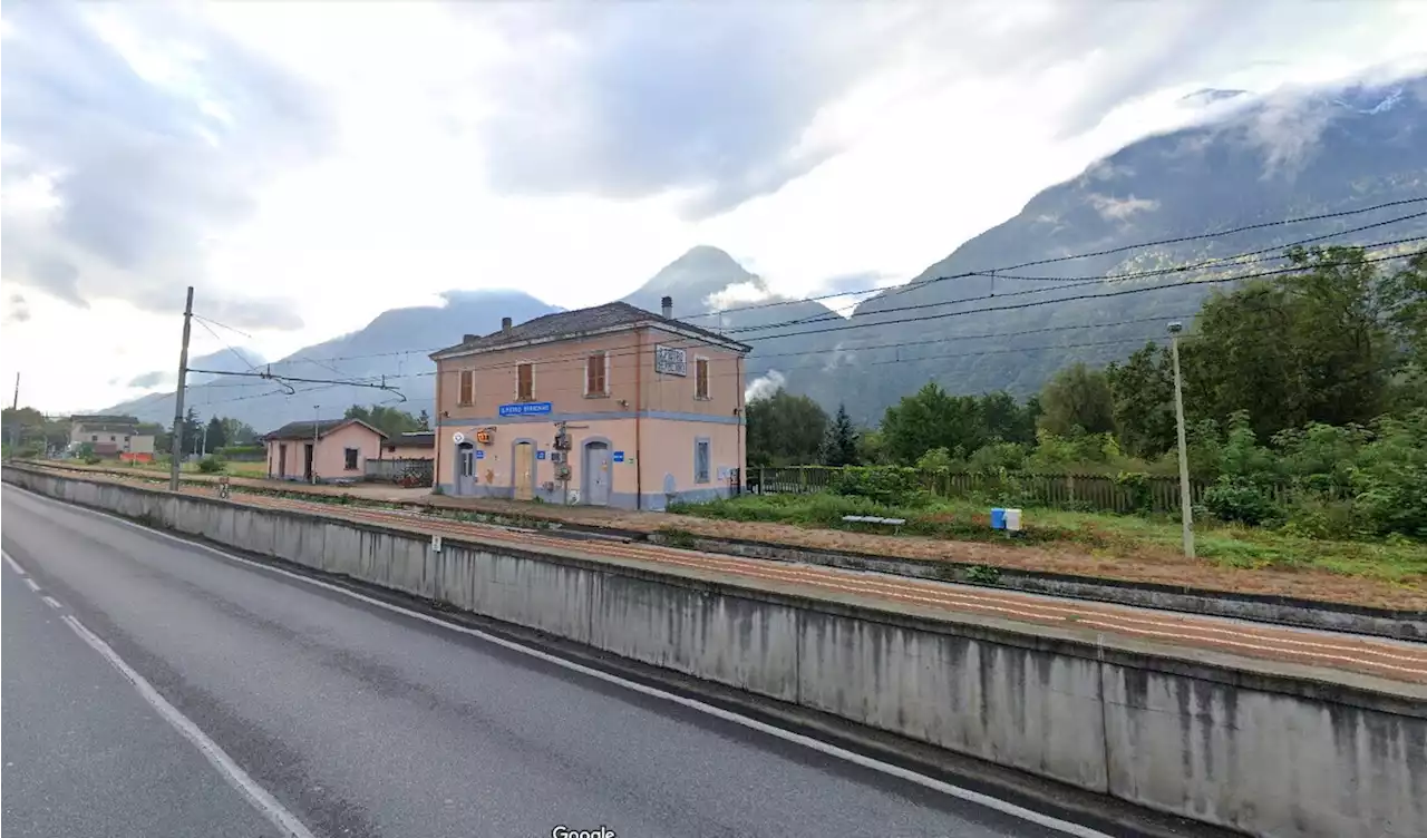 San Pietro Berbenno (Sondrio), due minorenni attraversano binari e vengono travolti e uccisi dal treno