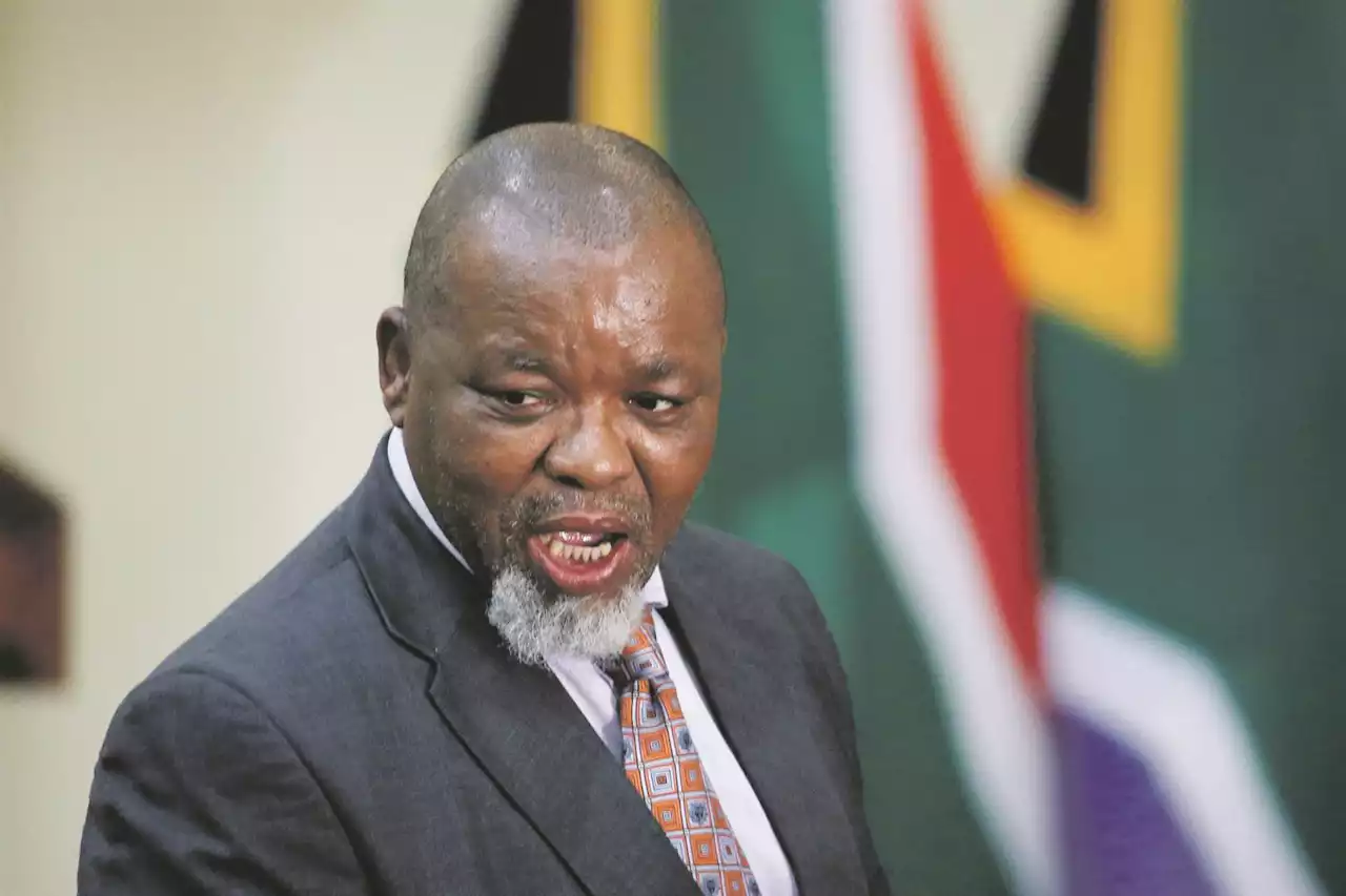 Ramaphosa takes power away from his allies | City Press