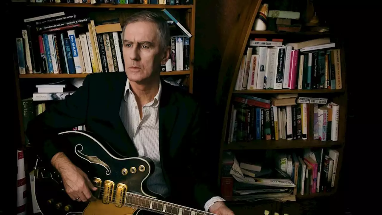 El nuevo disco de Robert Forster, el sobreviviente de The Go-Betweens | Su octavo disco como solista es un proyecto íntimo que grabó con sus hijos y su pareja, que lucha contra el cáncer desde 2021