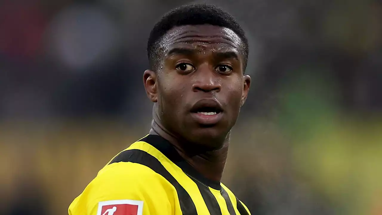 Neues Dokument aufgetaucht: Youssoufa Moukoko doch nicht 18?