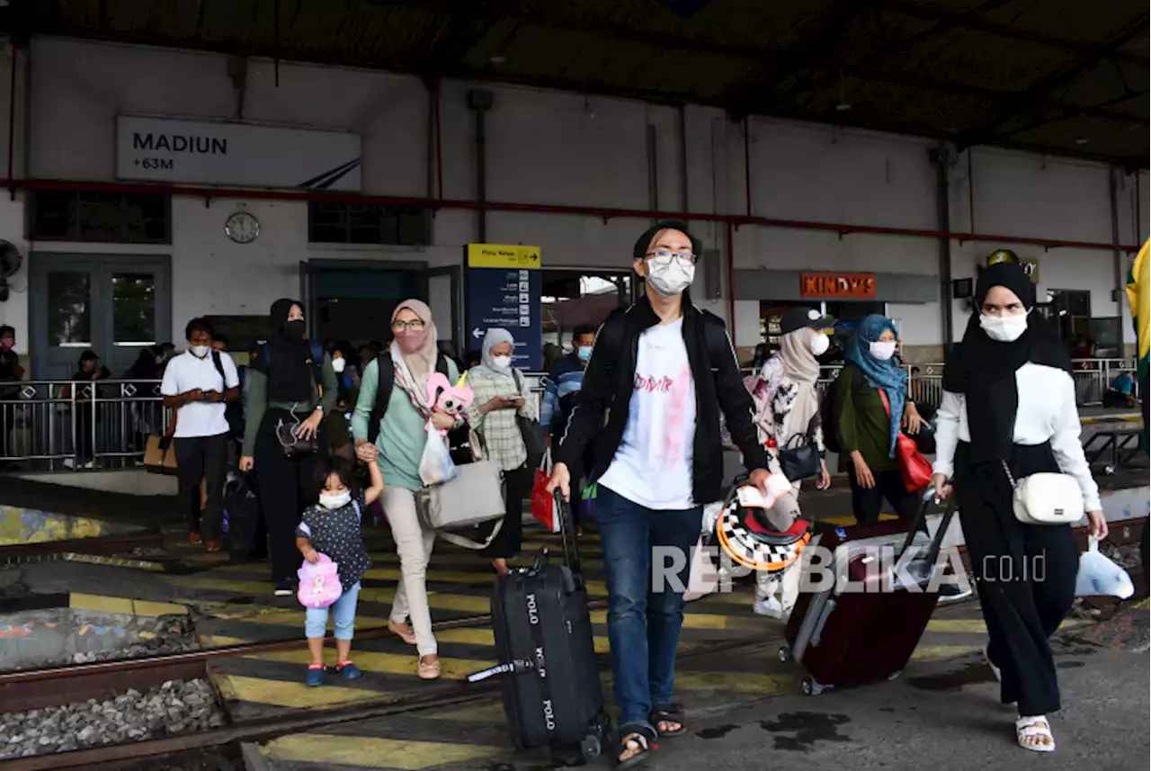 Jelang Ramadhan, KAI Madiun Beri Diskon 20 Persen Tiket KA |Republika Online