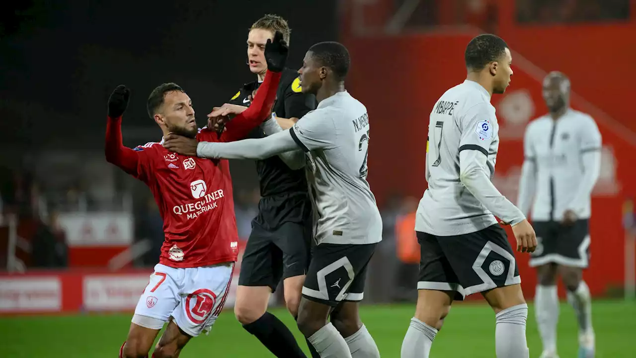 Brest-PSG: 'On ne va pas pleurer', Belkebla relativise après son accrochage avec Mbappé