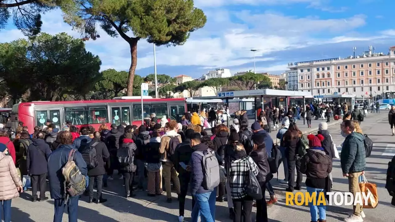 Roma metropolitane e i guasti sulla linea A: la società è liquidazione e le riparazioni latitano