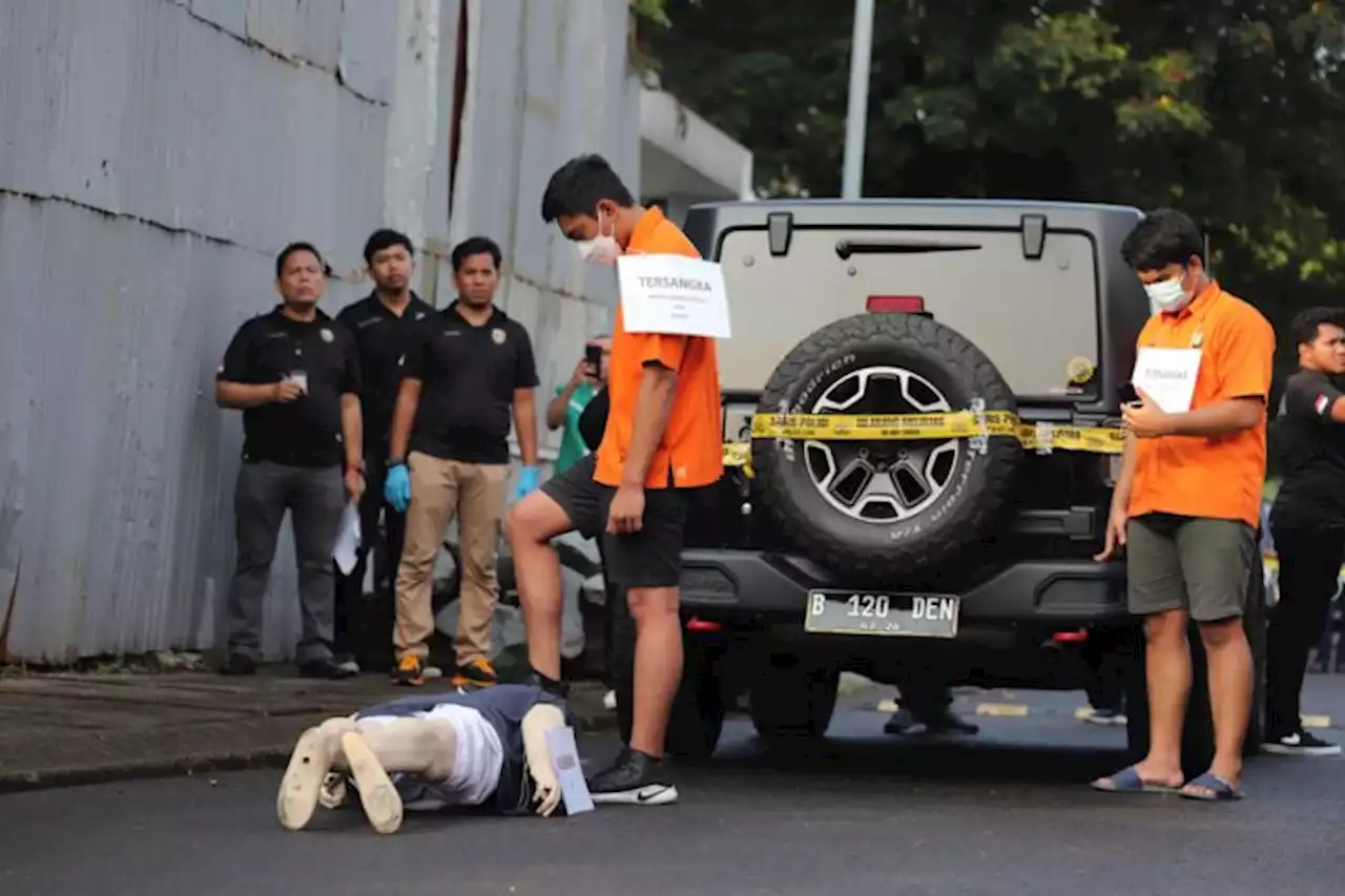 Tak Lazim saat Rekonstruksi, Mario Dandy Pakai Sepatu, Ini Alasan Polisi