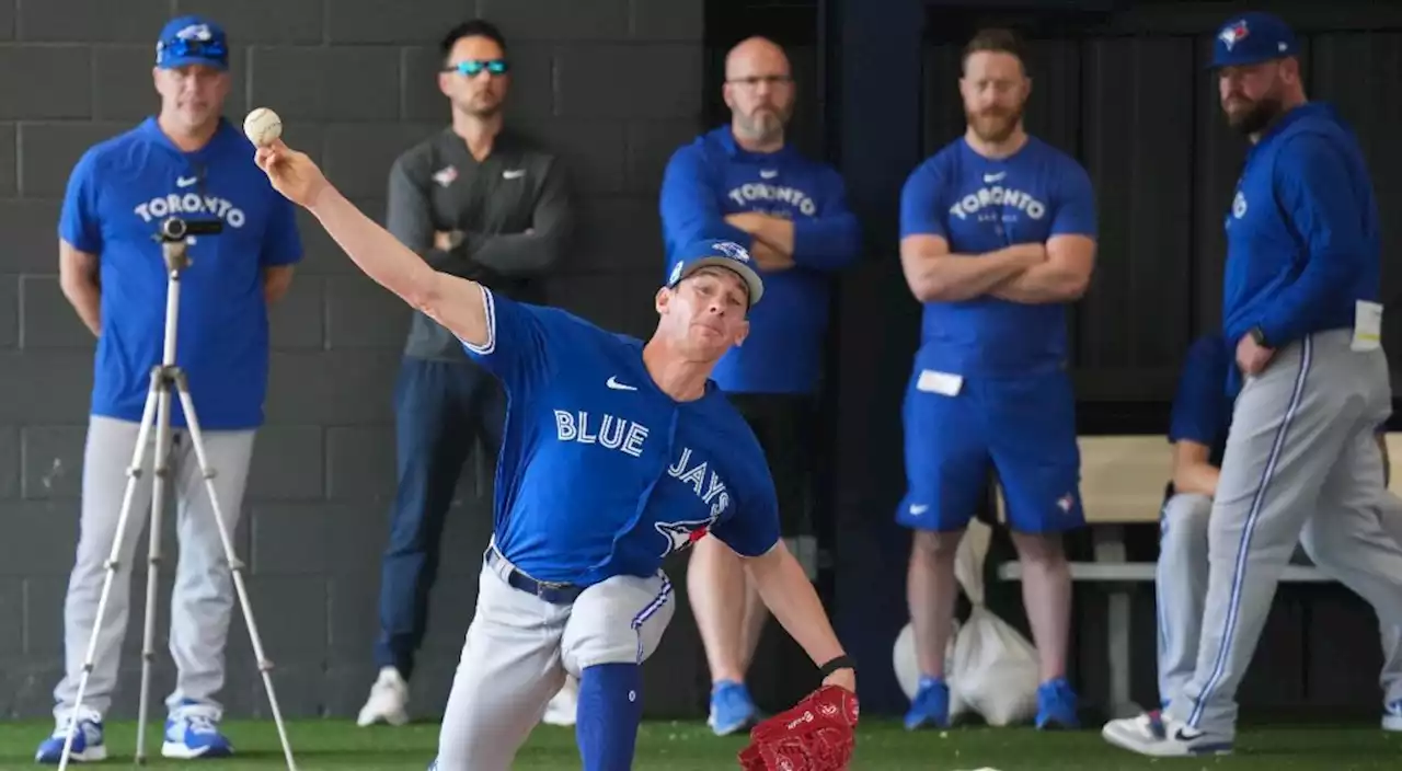 How Jays’ Chris Bassitt’s passion for basketball influences his baseball career