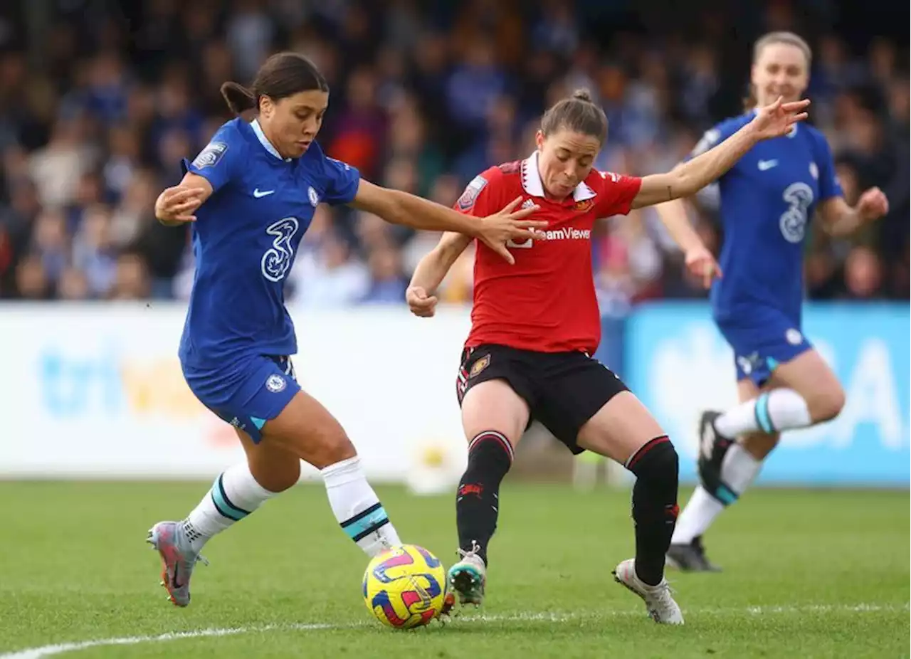 Soccer-Kerr strike sends Chelsea top of WSL after 1-0 win over Man United