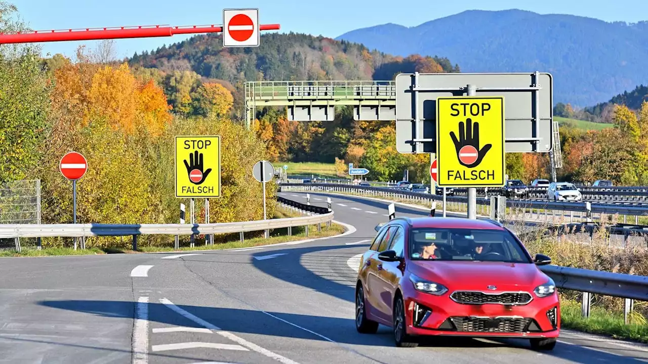 Polizist außer Dienst stoppt mit privatem Auto Geisterfahrer!