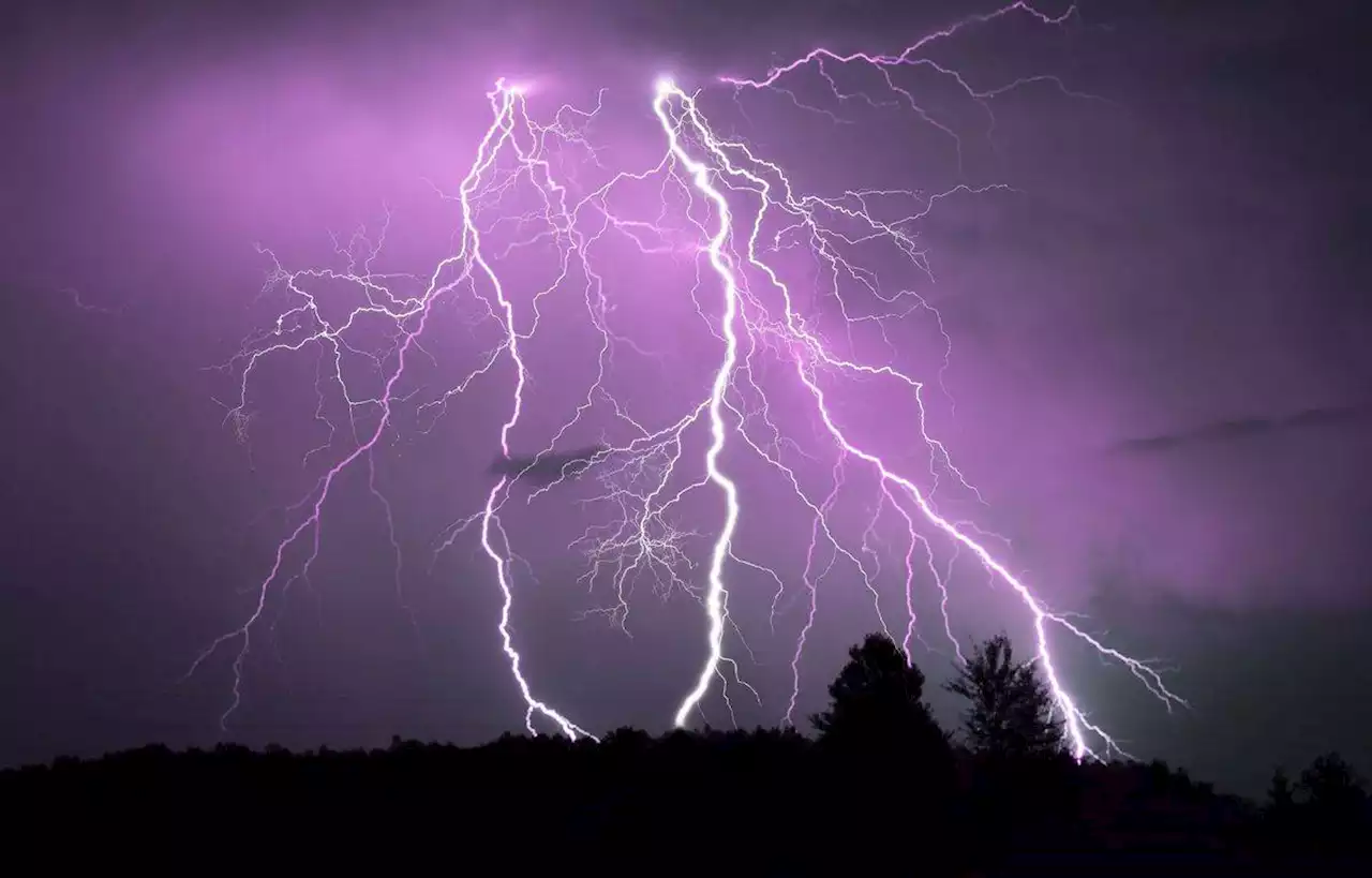 Vingt-et-un départements placés en vigilance orange orages