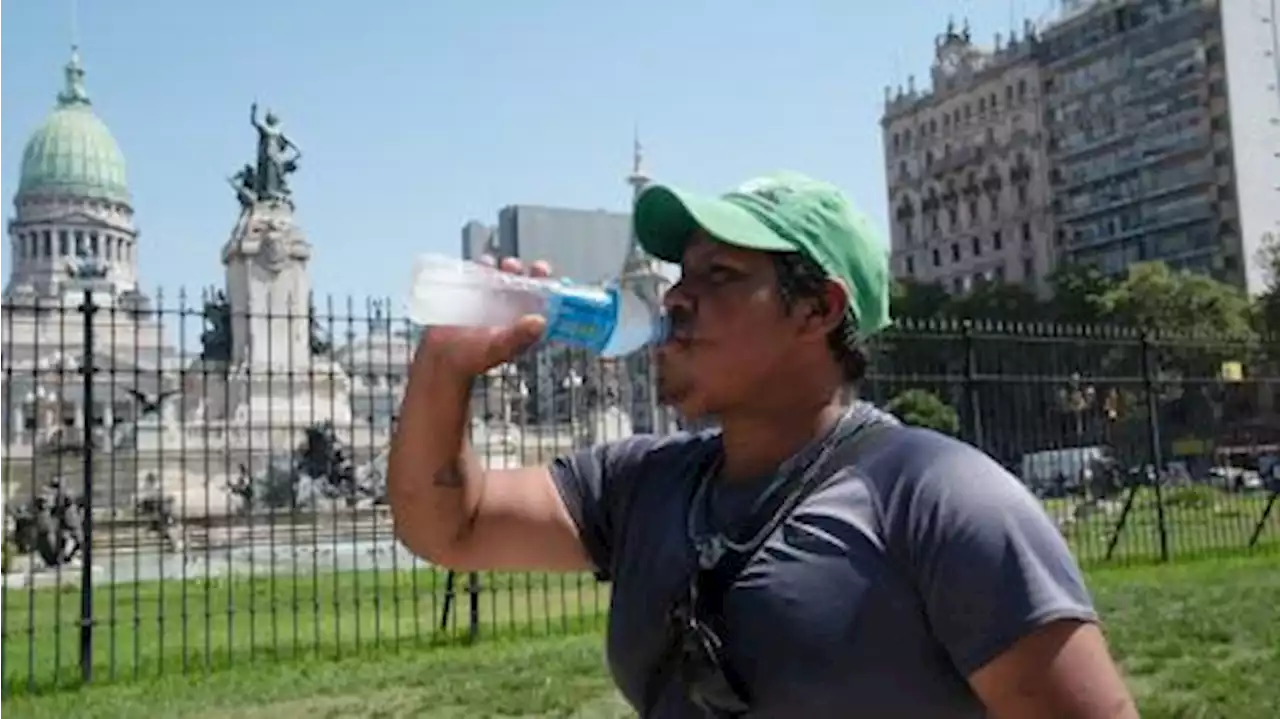 CABA superó los 40 grados de sensación térmica y el AMBA continúa bajo alerta roja