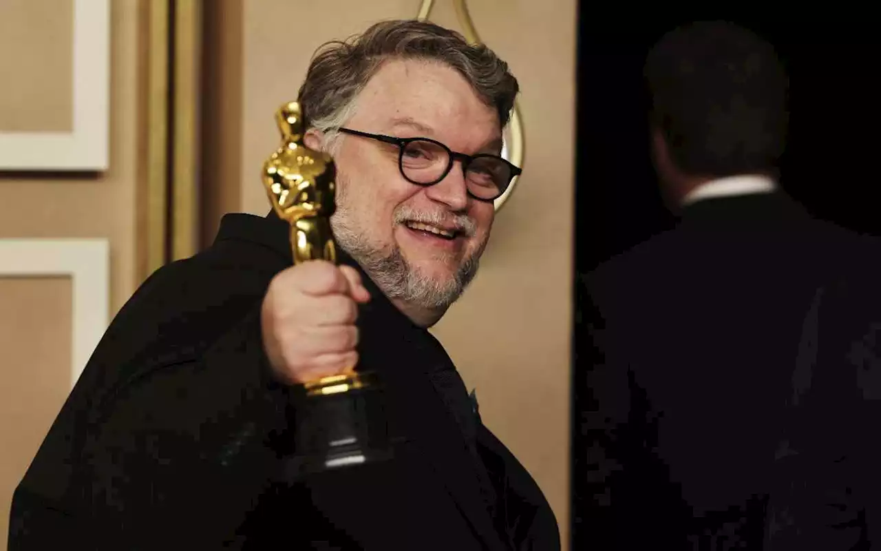 Guillermo del Toro se lleva su tercer Oscar por 'Pinocho'