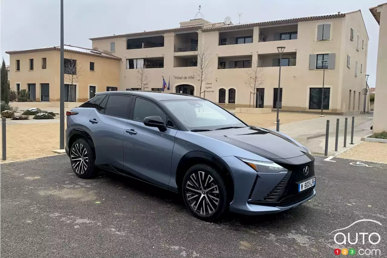 Lexus RZ450e 2023 premier essai | Essais routiers | Auto123