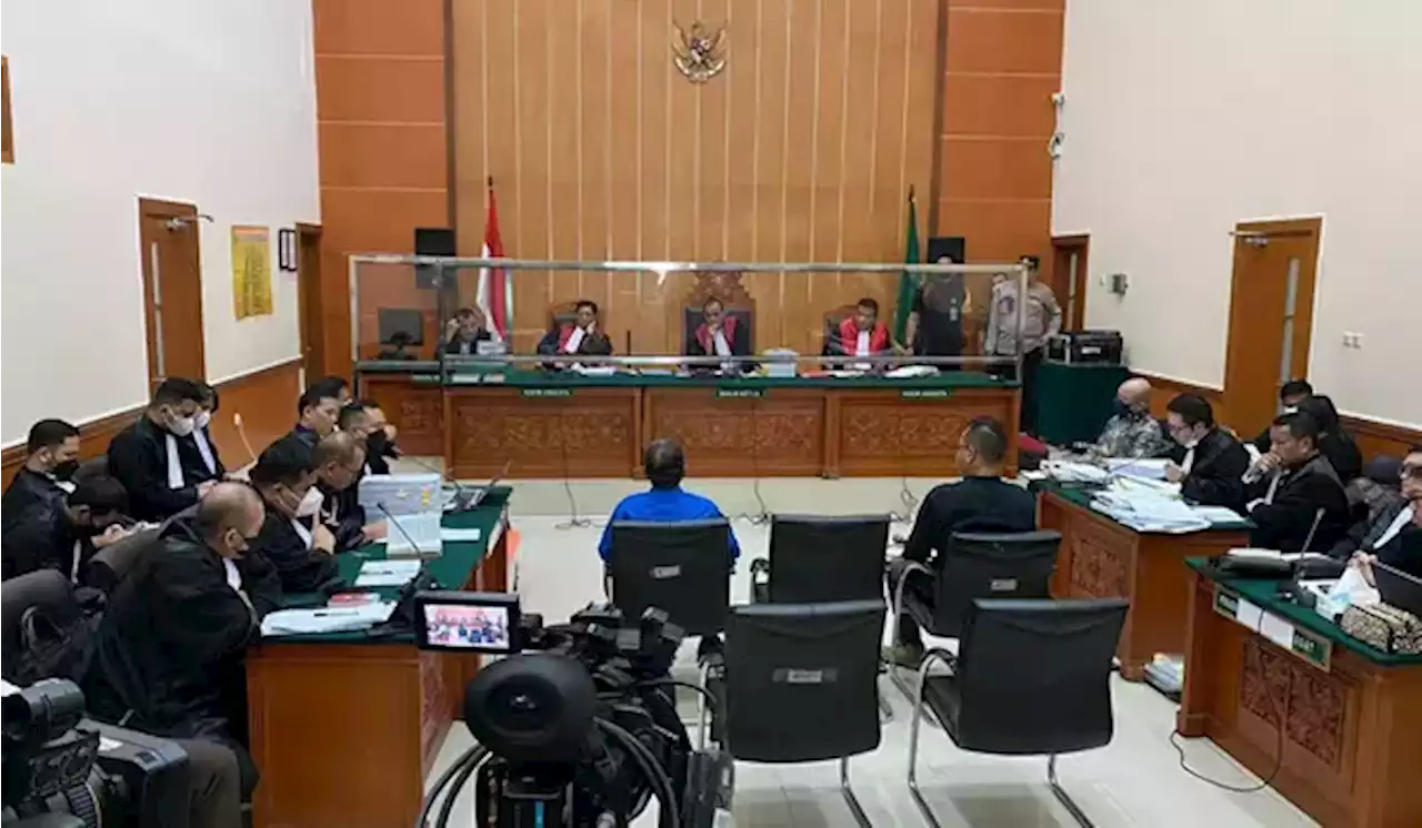 Sidang Teddy Minahasa Hadirkan 5 Saksi Meringankan