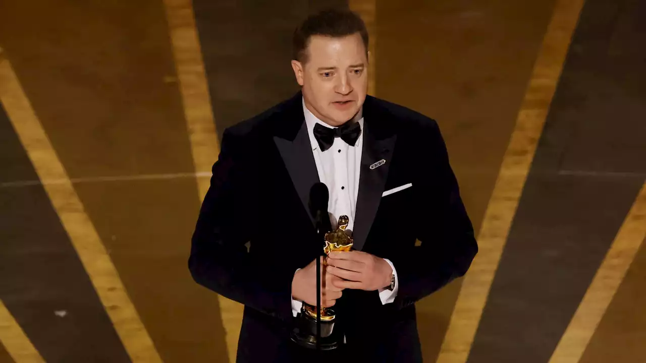 'C'est donc ça le multivers': l'émotion de Brendan Fraser en recevant son Oscar du meilleur acteur