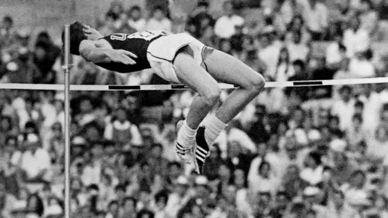 Sportwelt trauert um Dick Fosbury: Erfinder des Hochsprung-Flops ist tot