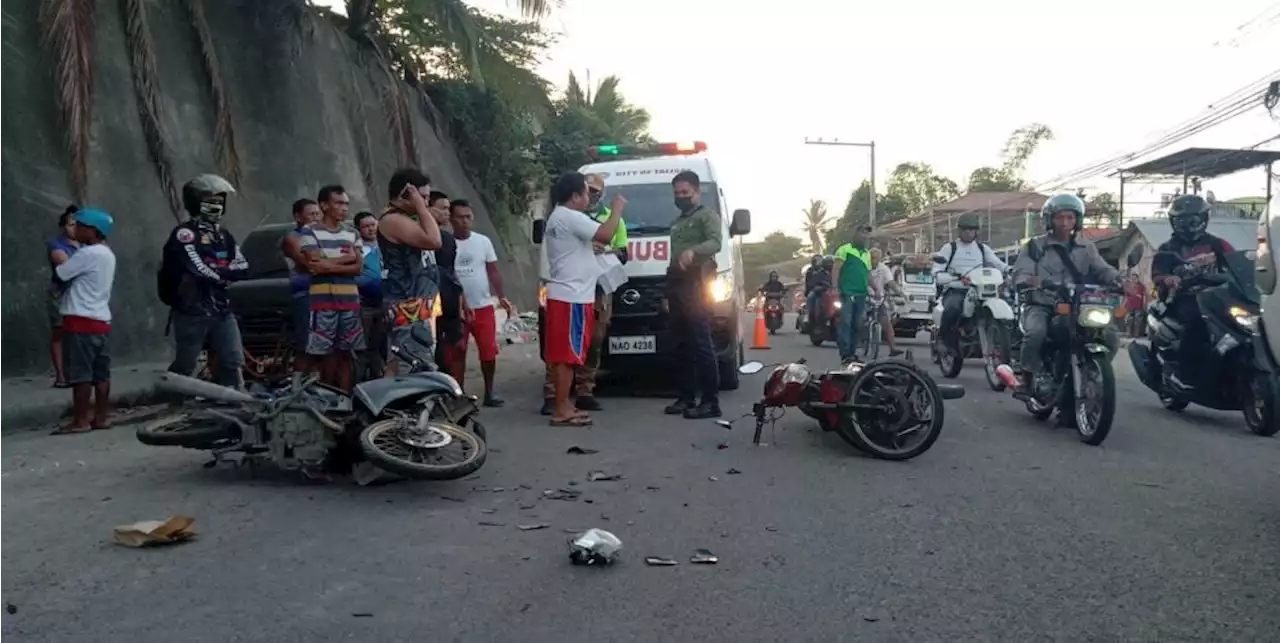 Motorcycle driver avoids small pothole in Talisay, slams into another motorcycle; two hurt