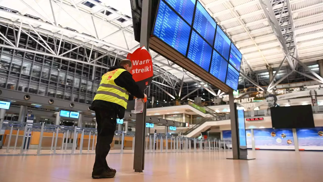 Tarifstreit: Ver.di-Mitglieder haben an mehreren Airports mit Warnstreiks begonnen