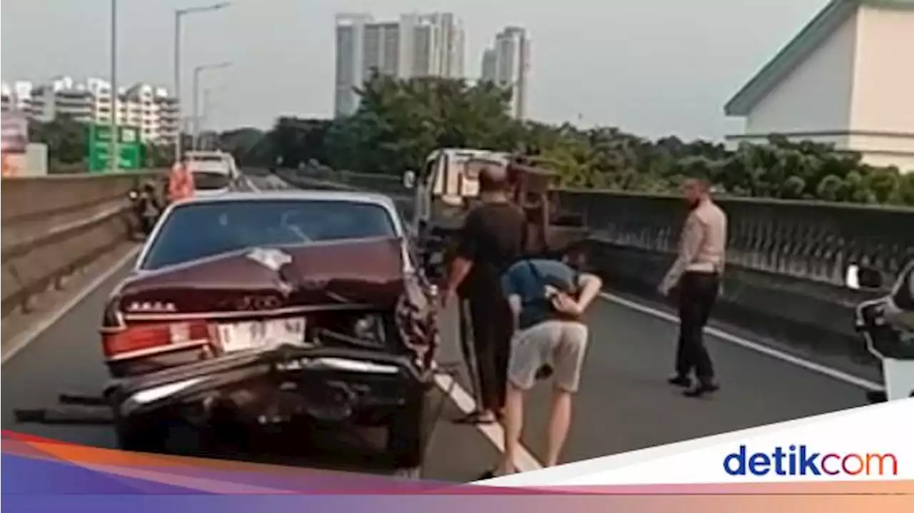 Kecelakaan Beruntun di JLNT Antasari, Lalin Arah Fatmawati Macet Sore Ini