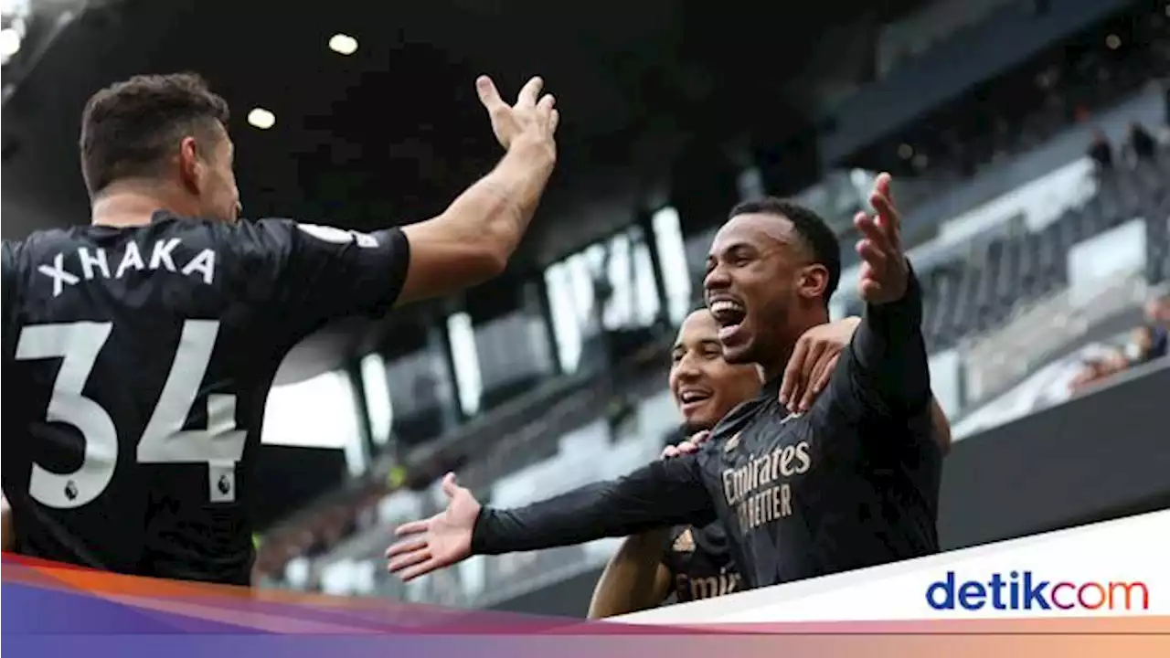 Pemain Arsenal Rayakan Kemenangan Bawa-bawa Jam, Apa Maksudnya?