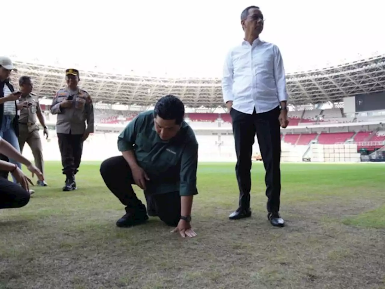 Komentar Pedas Erick Thohir Terkait Rumput SUGBK Senayan