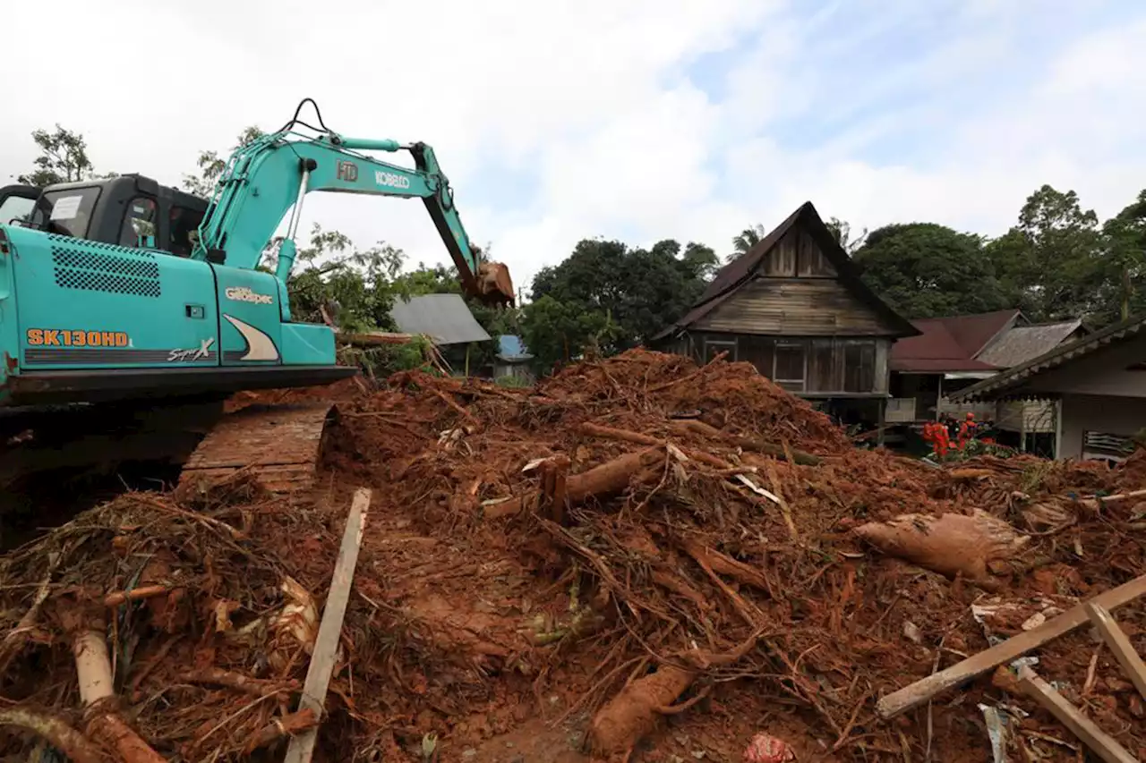 Longsor Natuna: Korban Meninggal Dunia 46 Orang, 9 Warga Masih Hilang