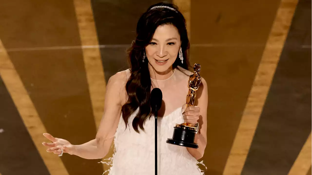 Pourquoi Michelle Yeoh marque 95 ans d’histoire avec son Oscar