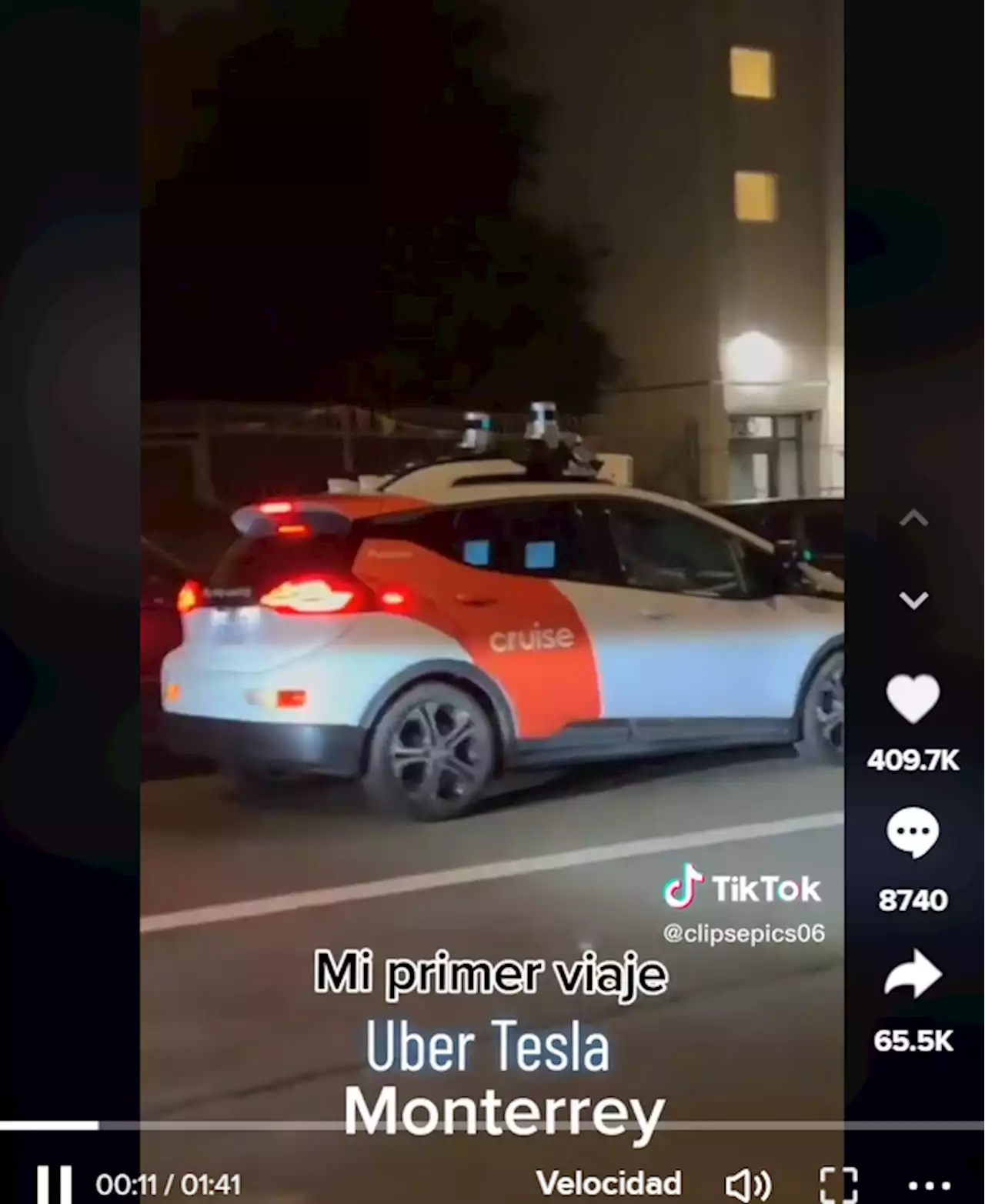 Muestra cómo es un viaje en Uber Tesla y así reaccionan usuarios