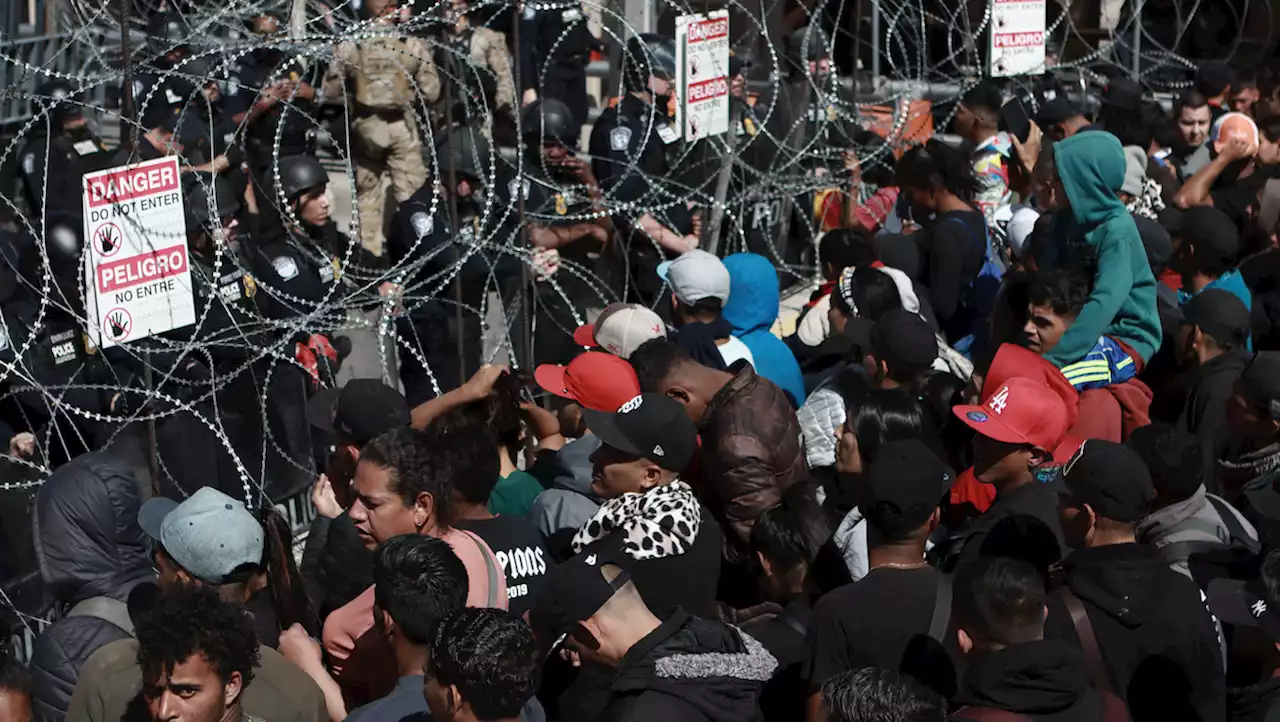 Migrants Rush El Paso Border Crossing, Attempt Mass Entry Into US