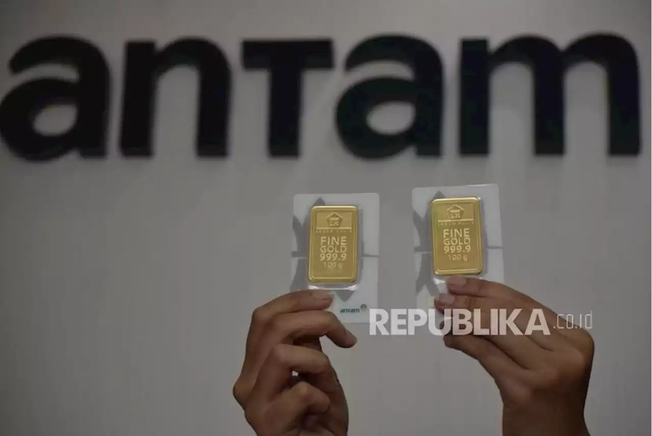 Harga Emas Antam Hari Ini Naik Rp 5.000 per Gram |Republika Online