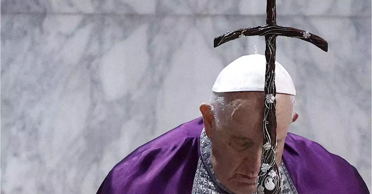 Pope Francis marks 10th anniversary with Mass and podcast