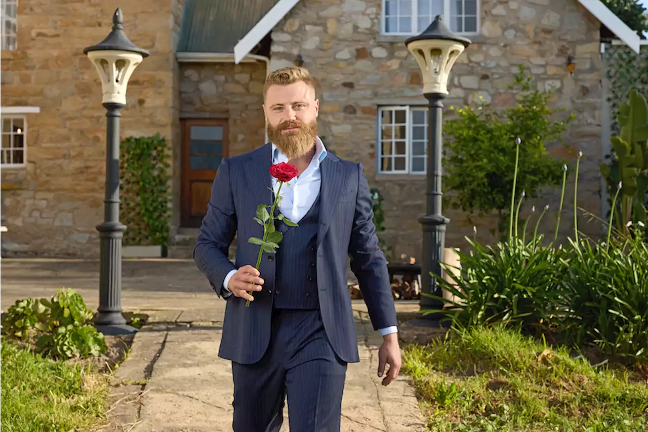 Rick uit De Bachelorette heeft vlinders in zijn buik: 'Heb haar nog niet in het echt gezien'