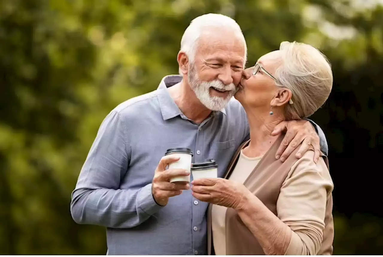 Hubungan Suami Istri saat Menopause Bisa Tetap Menyenangkan